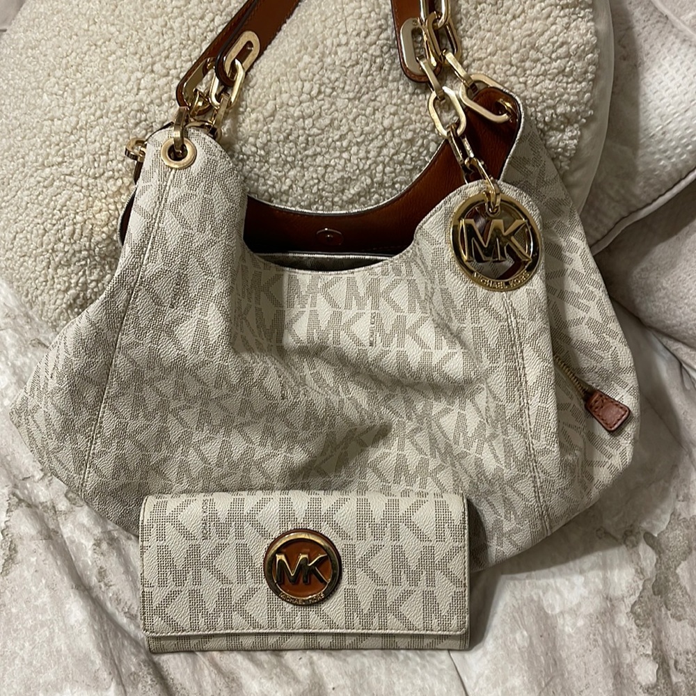 Michael Kors purse and wallet